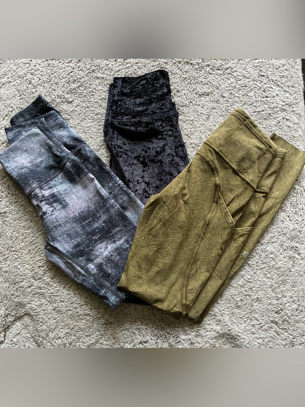 Lululemon 3-Pair Leggings Bundle Size 2 (XS) Black,Grey and Olive green